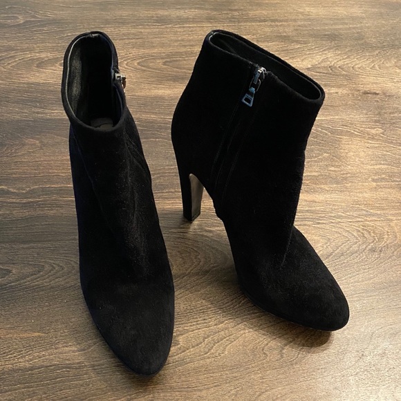 PRADA classic arc heeled ankle booties size 8 1/2 zippers suede timeless - Picture 5 of 13